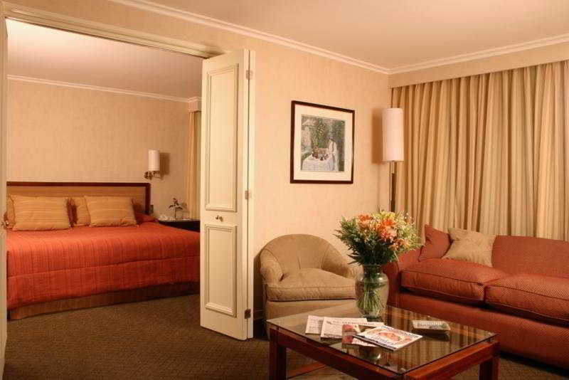 Plaza El Bosque San Sebastian Hotel Santiago Exterior photo